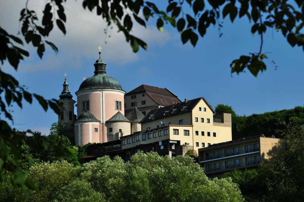 Hotel & Restaurant Christkindlwirt Штайр Экстерьер фото