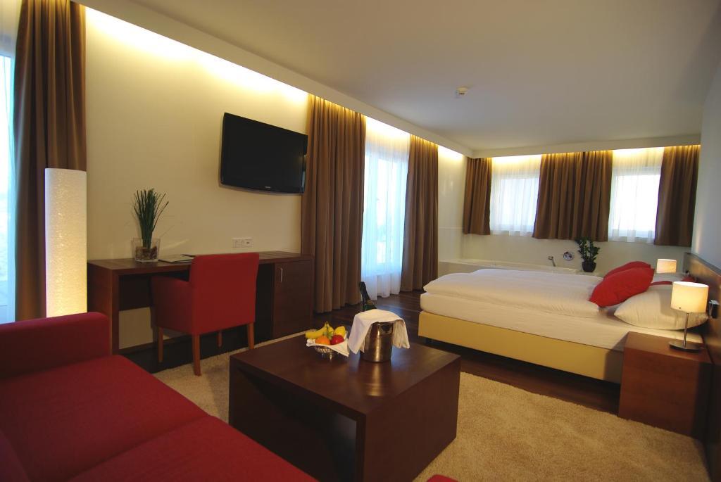 Hotel & Restaurant Christkindlwirt Штайр Номер фото